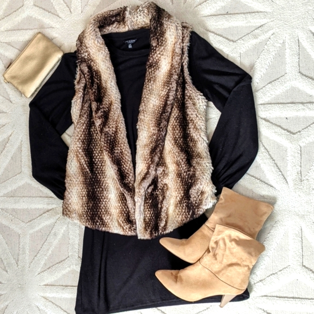 Show Me Your Mumu Fausta Faux Fur Vest Mrs. Fawn Sz M
